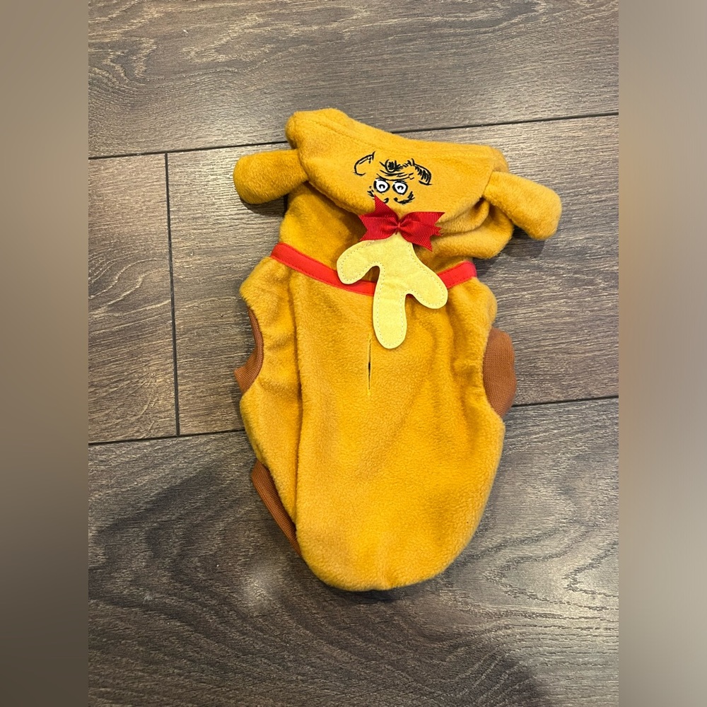 The Grinch, Dr. Seuss reindeer outfit for pets